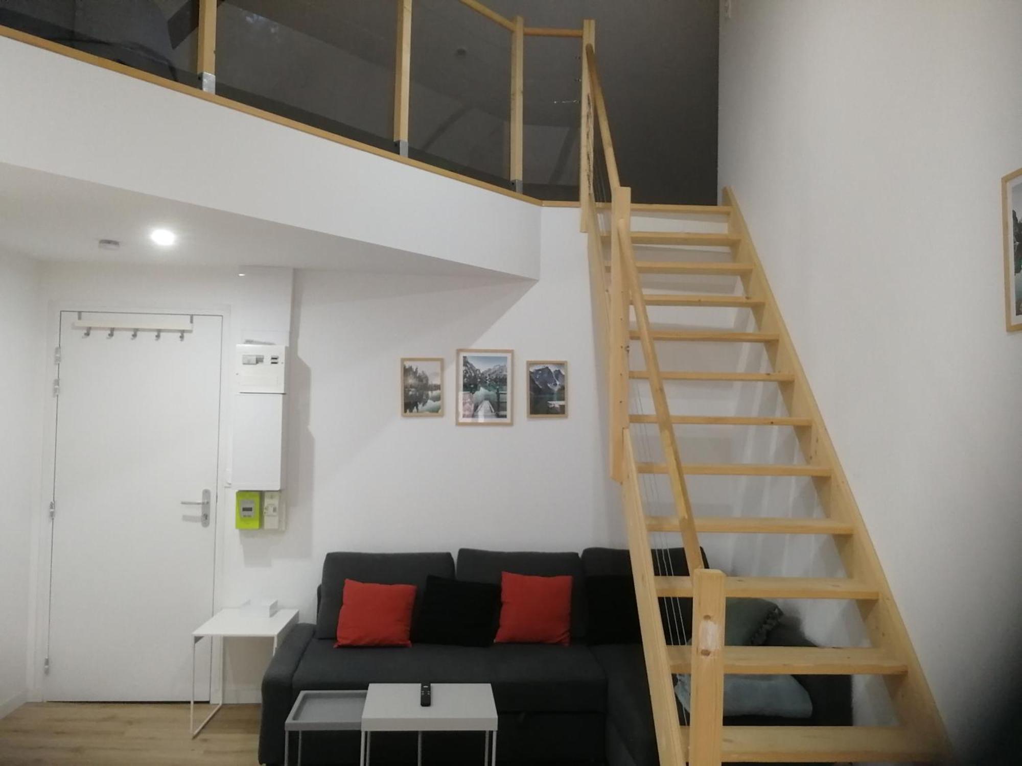 T2 Duplex Segre - Hyper Centre - Wifi - Netflixアパートメント エクステリア 写真