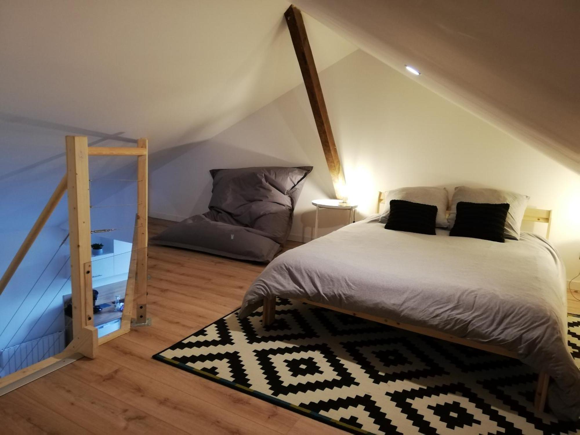 T2 Duplex Segre - Hyper Centre - Wifi - Netflixアパートメント エクステリア 写真